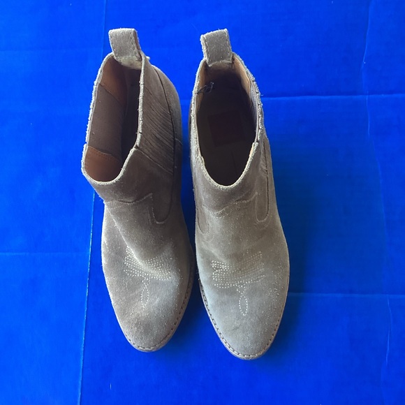 Dolce Vita Shoes - Dolce Vita Tan Suede Ankle Heeled SouthWestern Boots, size 8.5